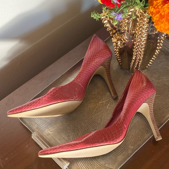 Barbie Pink faux snake skin stiletto pumps - Picture 9 of 13